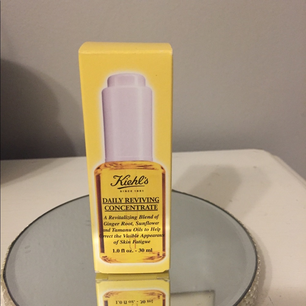 Kiehl’s daily reviving facial oil